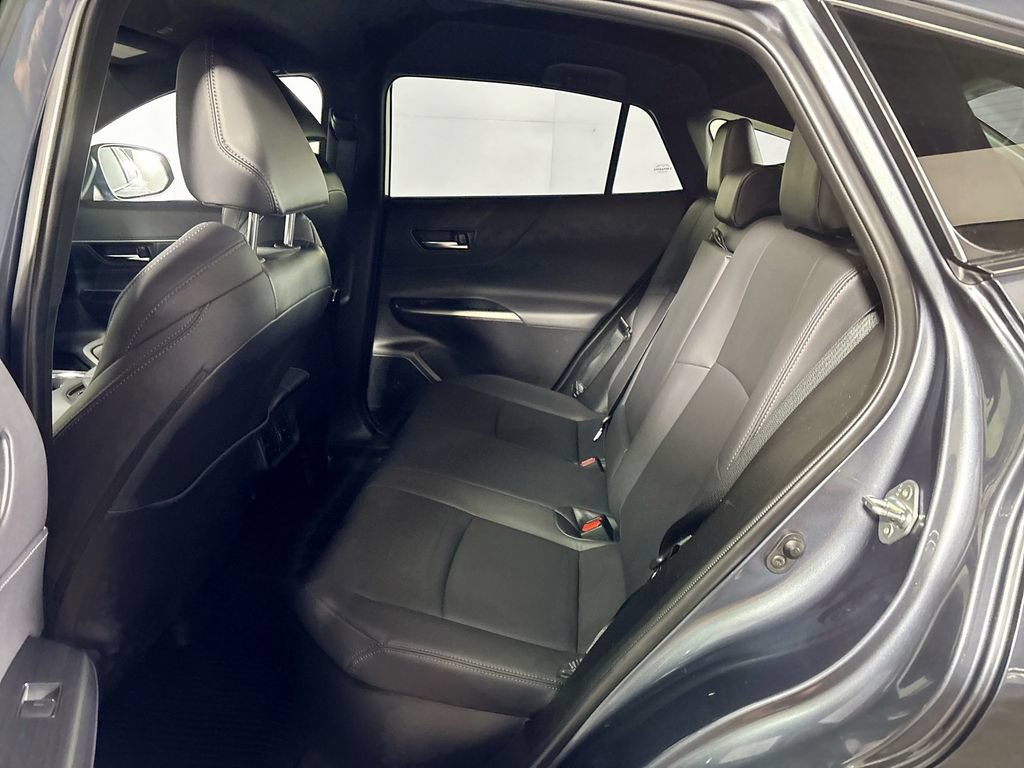 Used 2023 Toyota Venza XLE AWD/4WD image 19
