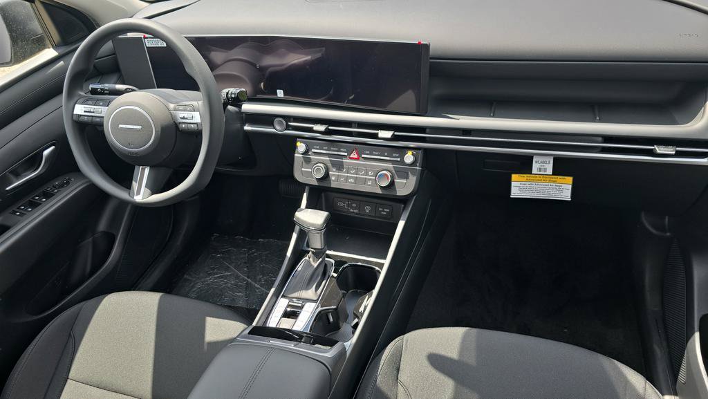 New 2026 Hyundai Tucson SE FWD image 11