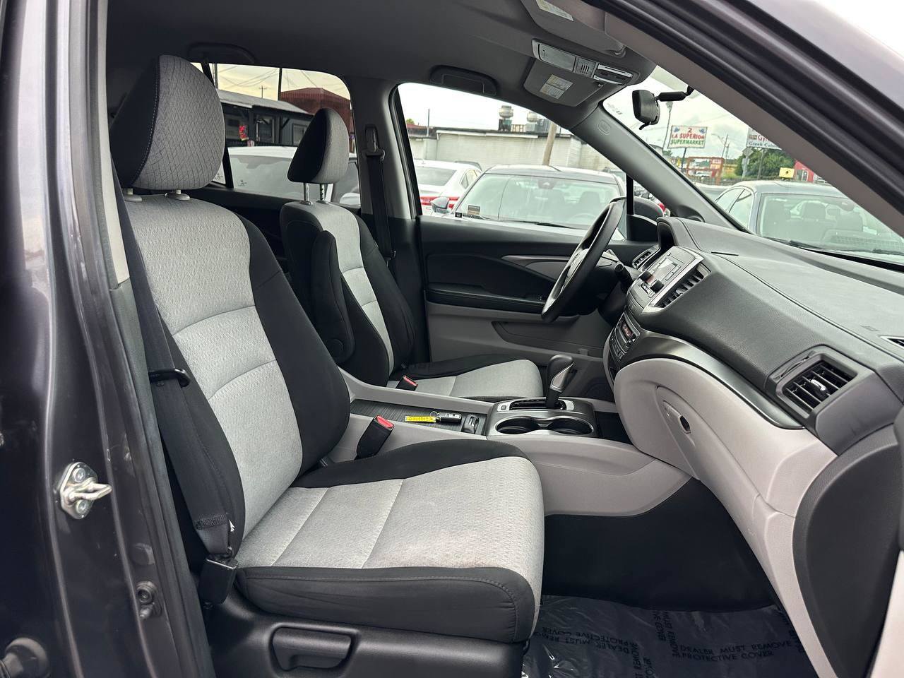 Used 2017 Honda Ridgeline RT image 28