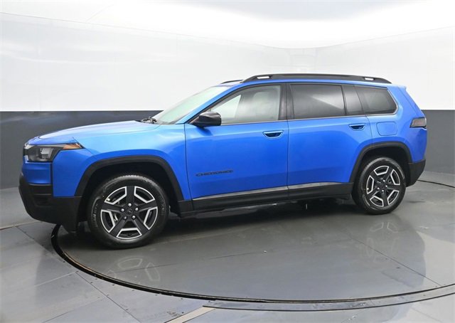 New 2026 Jeep Cherokee Laredo image 2