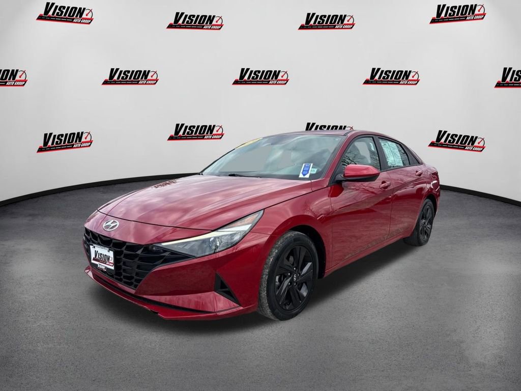 Used 2021 Hyundai Elantra SEL image 1