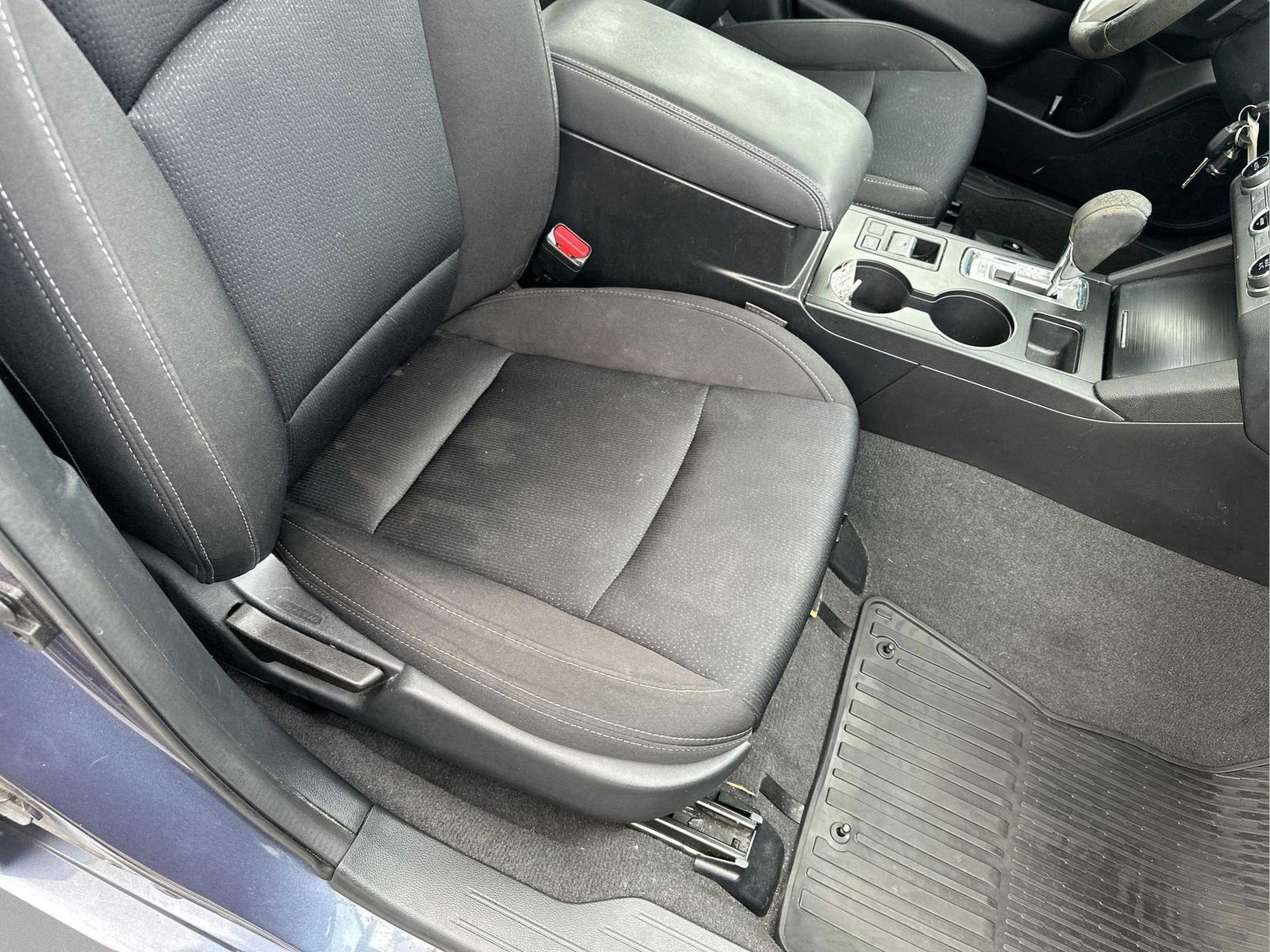 Used 2017 Subaru Legacy 2.5i Premium image 25