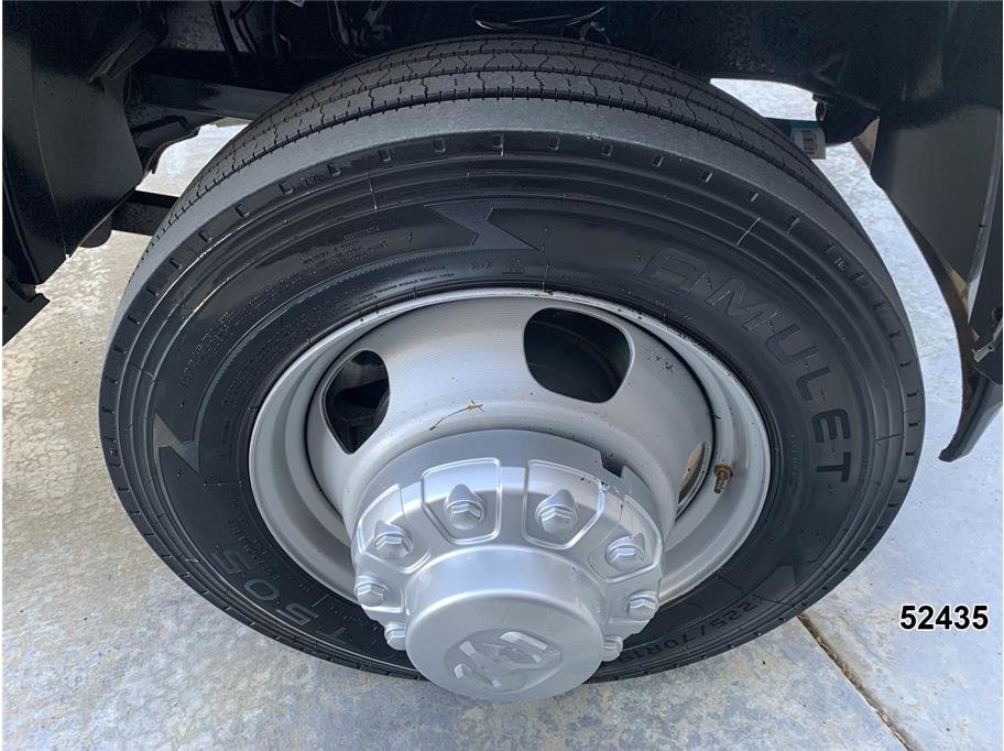 Used 2024 RAM 5500 SLT w/ Quick Order Package 2YG SLT image 19