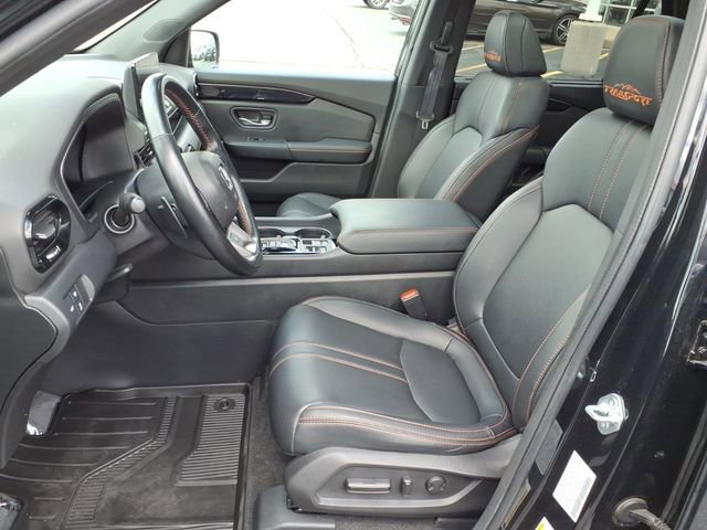 Certified 2024 Honda Pilot TrailSport image 4