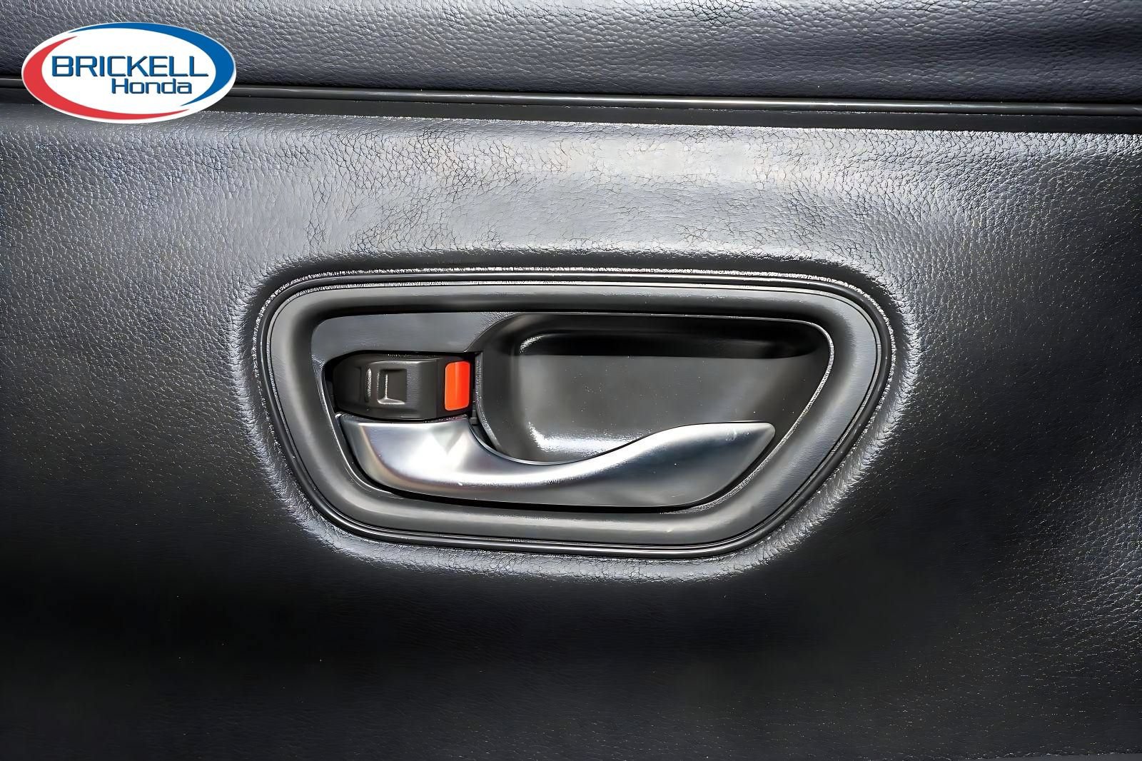 Certified 2025 Honda HR-V Sport image 28
