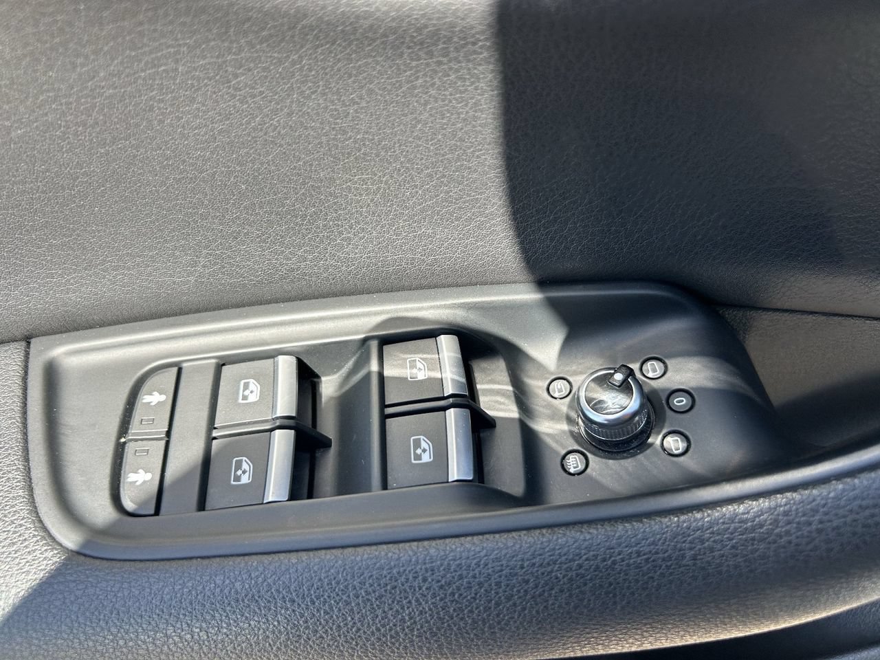 Used 2019 Audi Q7 3.0T Premium Plus w/ Premium Plus Package AWD/4WD image 31
