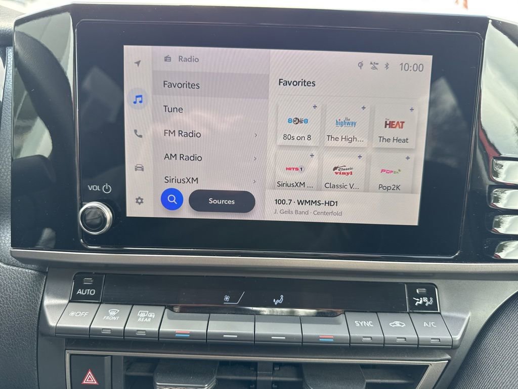 Used 2025 Toyota Camry LE FWD image 14