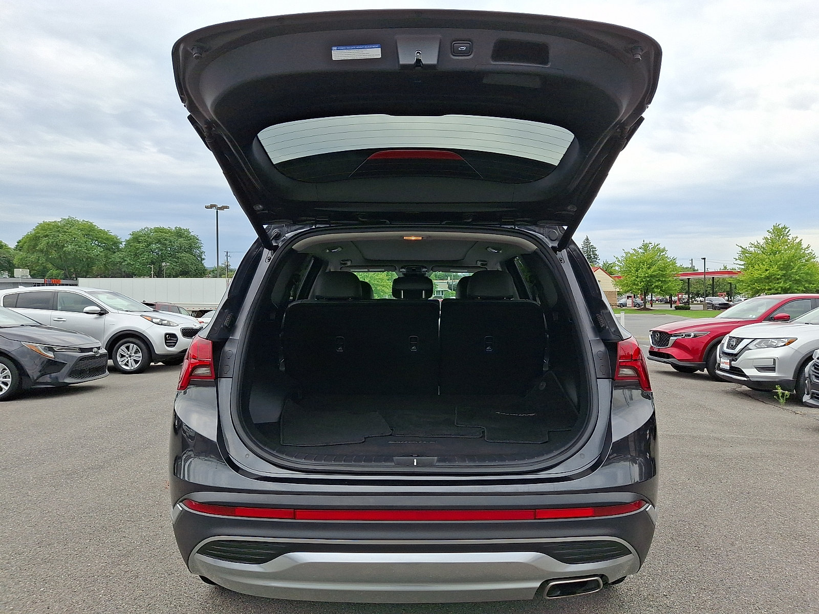Used 2022 Hyundai Santa Fe SEL w/ Convenience + Premium Package AWD/4WD image 28