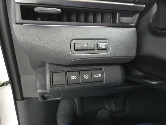 New 2026 Toyota C-HR AWD/4WD image 29