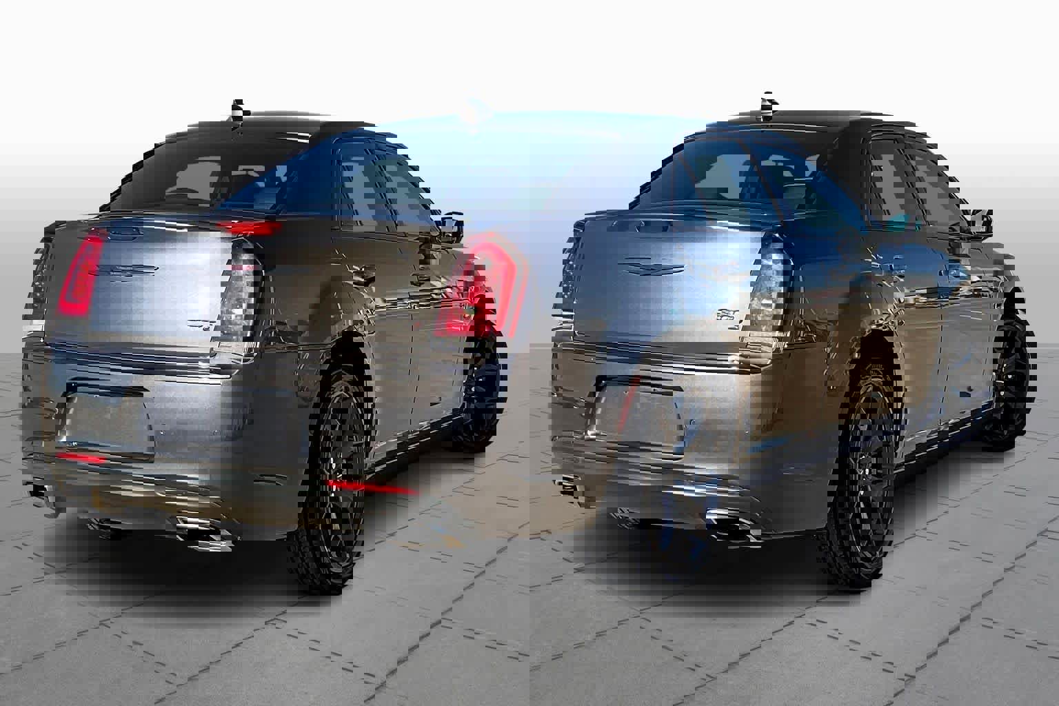 Used 2023 Chrysler 300 S image 13