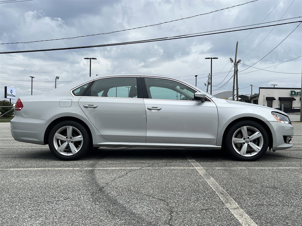 Used 2013 Volkswagen Passat 2.5 SE image 25