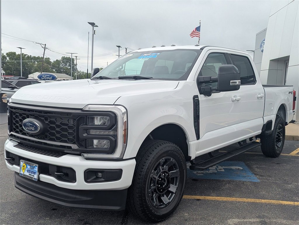 Used 2024 Ford F250 Lariat w/ Sport Appearance Package image 7