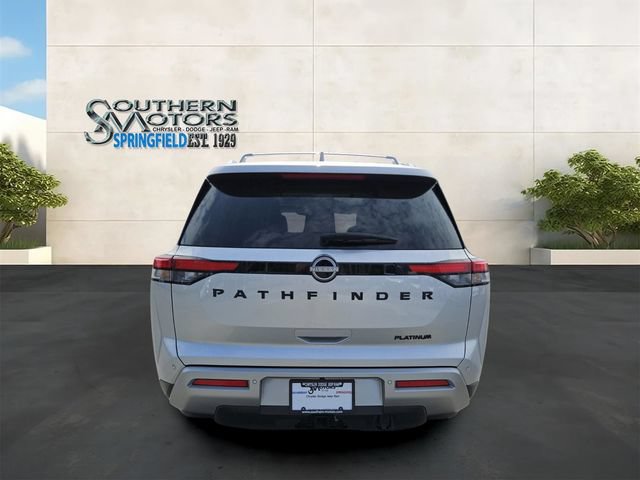 Used 2025 Nissan Pathfinder Platinum w/ Black Appearance Package FWD image 4