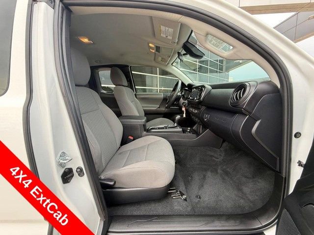 Used 2023 Toyota Tacoma SR w/ SR Convenience Package AWD/4WD image 10