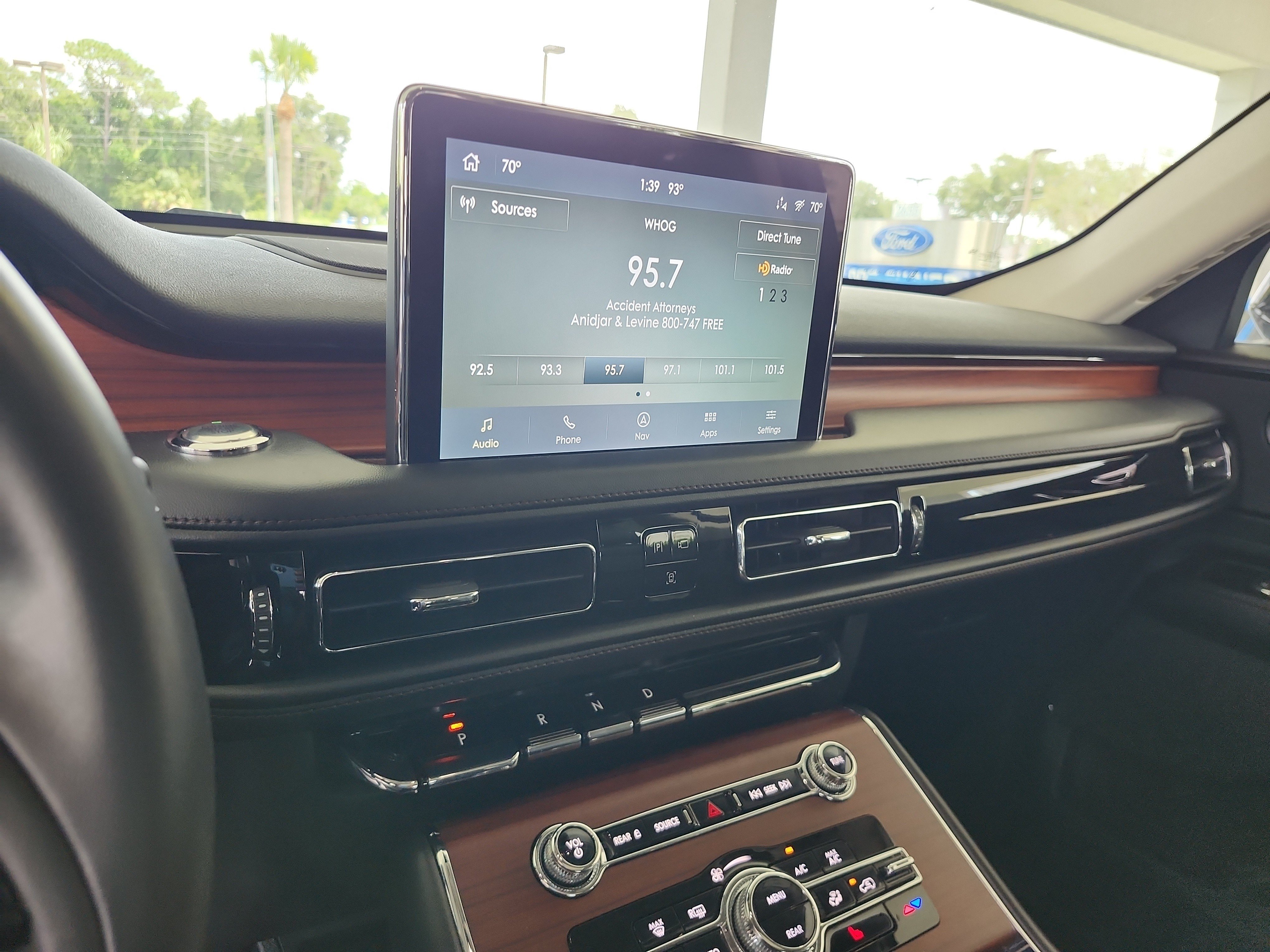Used 2024 Lincoln Aviator Reserve RWD image 13