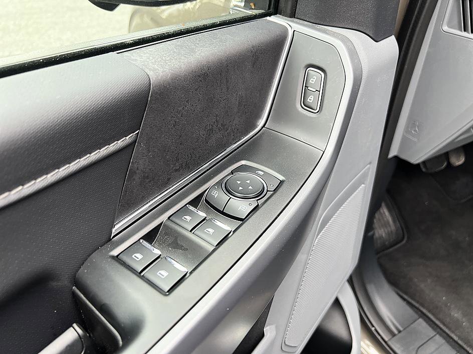 New 2025 Ford F150 XLT w/ Equipment Group 302A MID AWD/4WD image 10