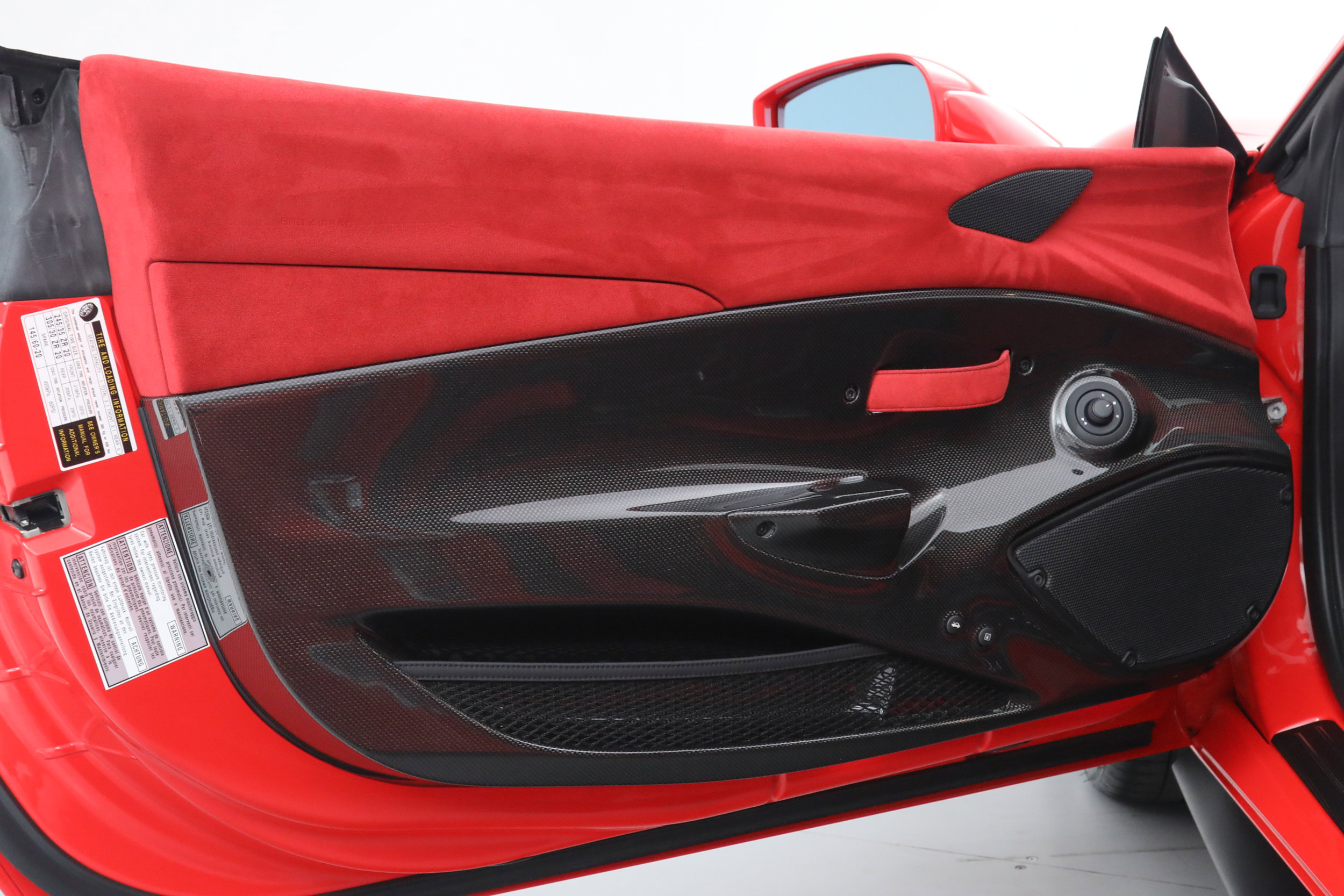 Used 2019 Ferrari 488 Pista Coupe image 25