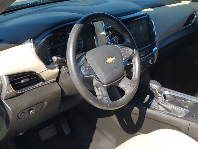 Used 2022 Chevrolet Traverse LT AWD/4WD image 9