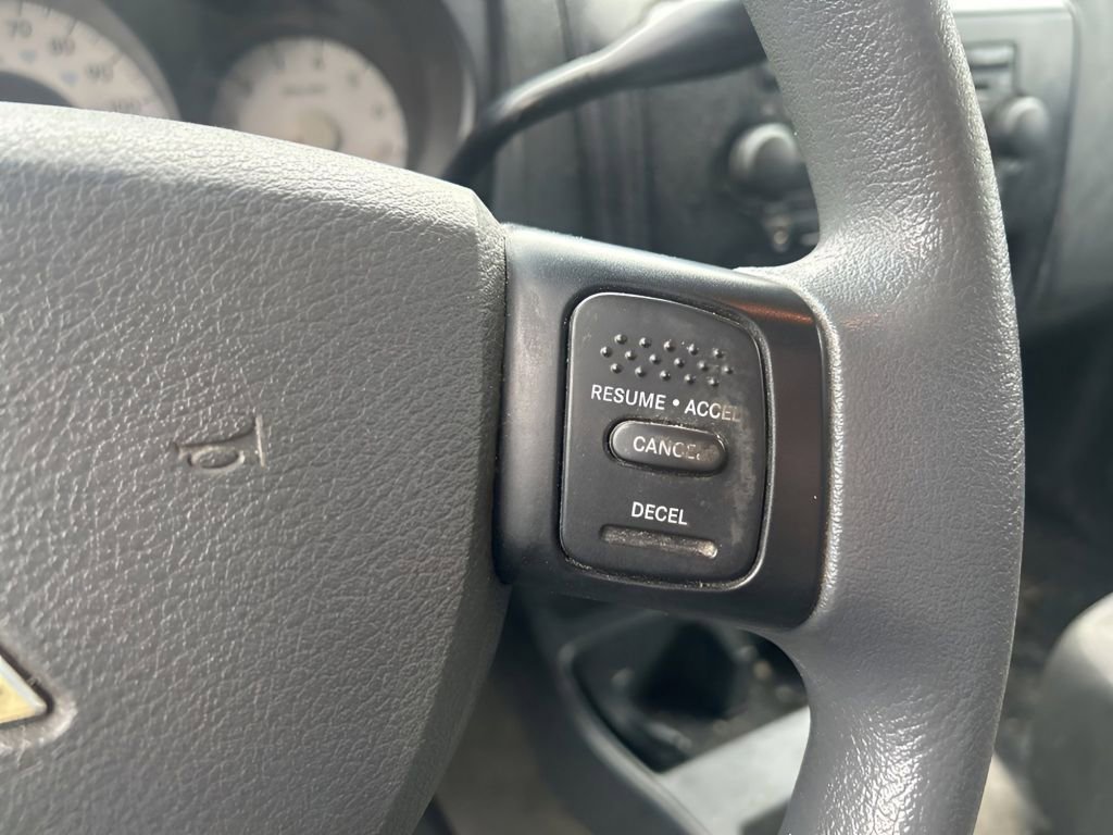 Used 2007 Mitsubishi Raider LS image 15