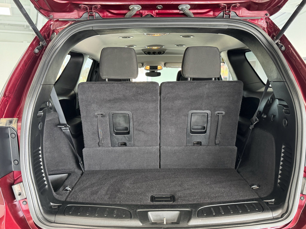 Used 2018 Dodge Durango SXT w/ 3rd Row Seating Group image 34