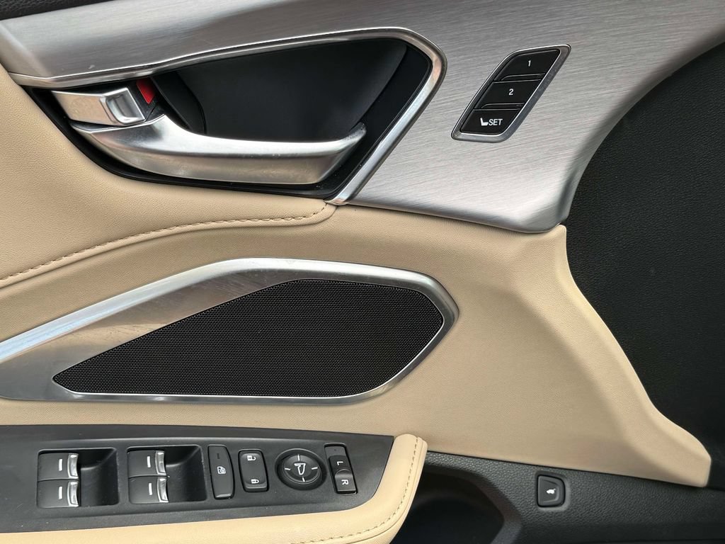 Certified 2024 Acura RDX SH-AWD image 16