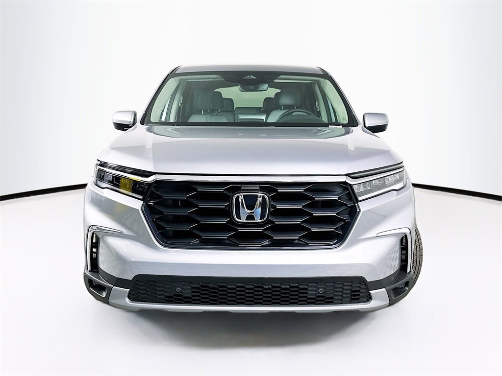 New 2025 Honda Pilot EX-L image 5