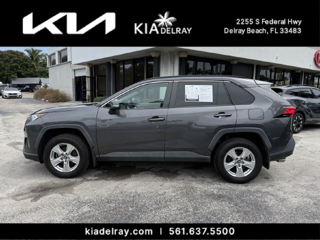 Used 2019 Toyota RAV4 XLE w/ Convenience Package AWD/4WD image 5