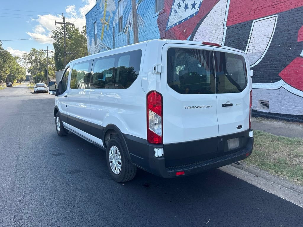 Used 2023 Ford Transit 350 XLT RWD image 4
