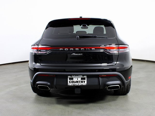 New 2025 Porsche Macan image 6