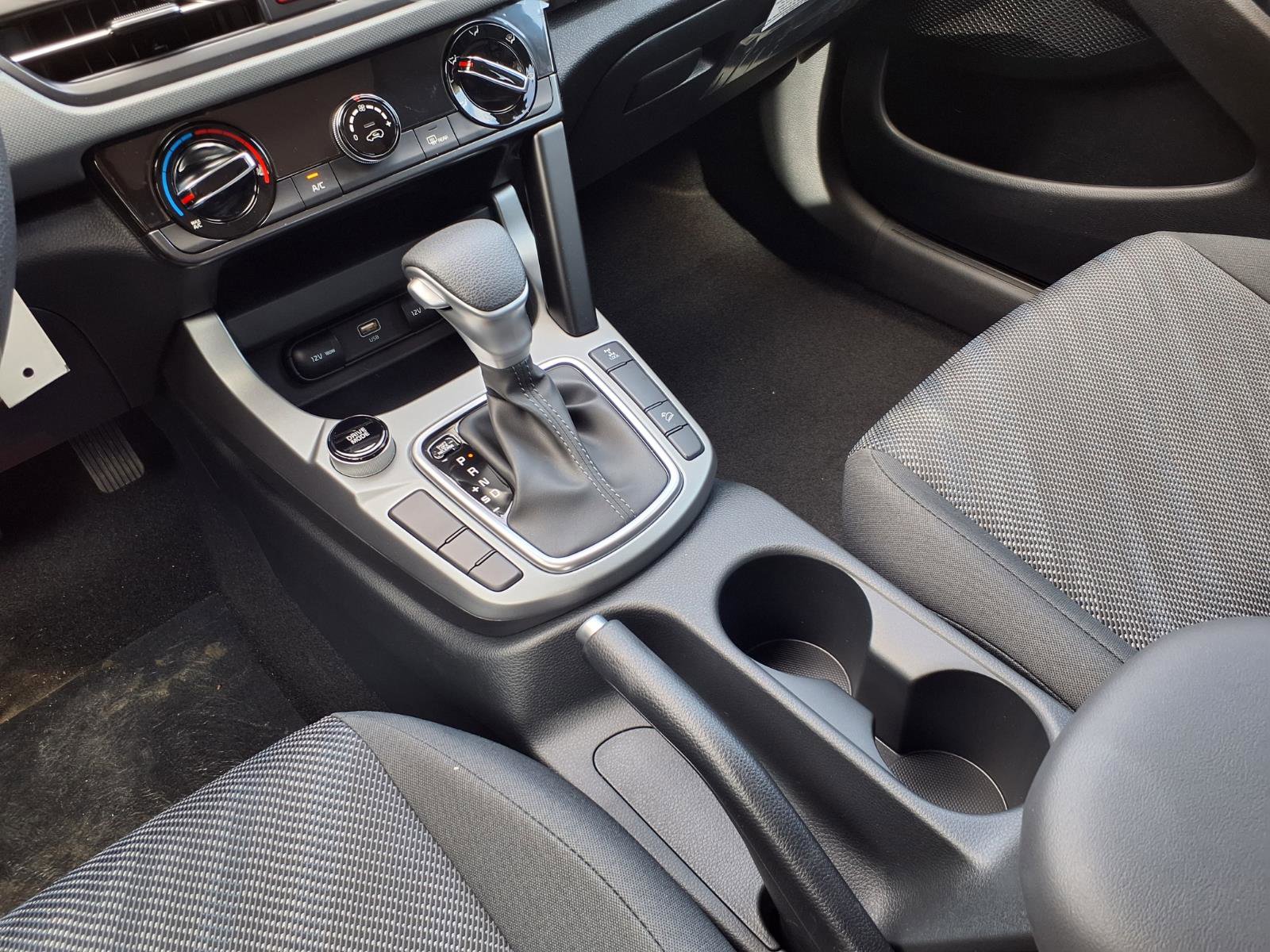 New 2026 Kia Seltos LX image 9