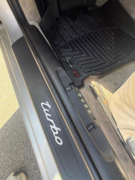 Used 2001 Porsche 911 Turbo image 32