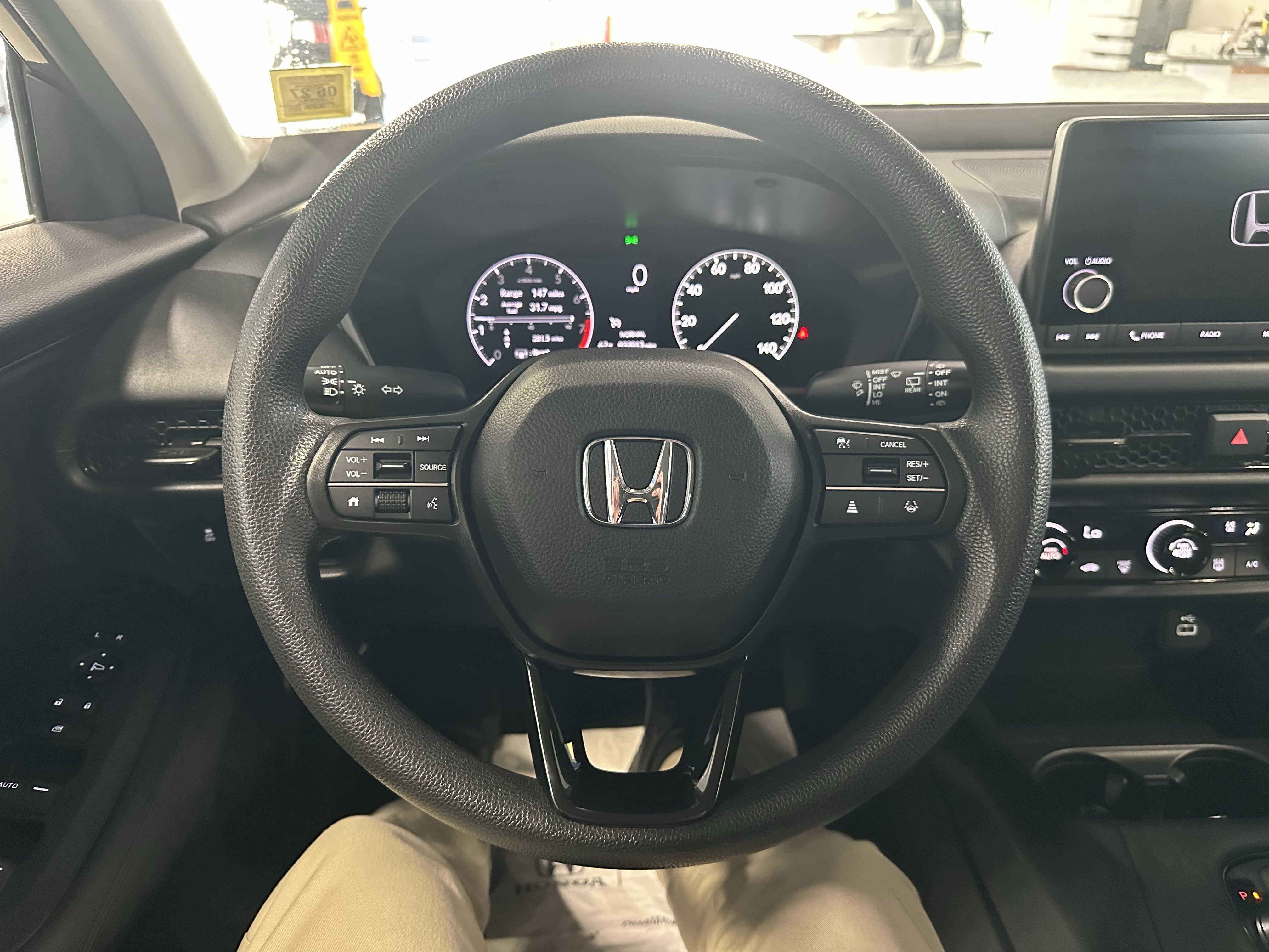Used 2023 Honda HR-V LX image 8