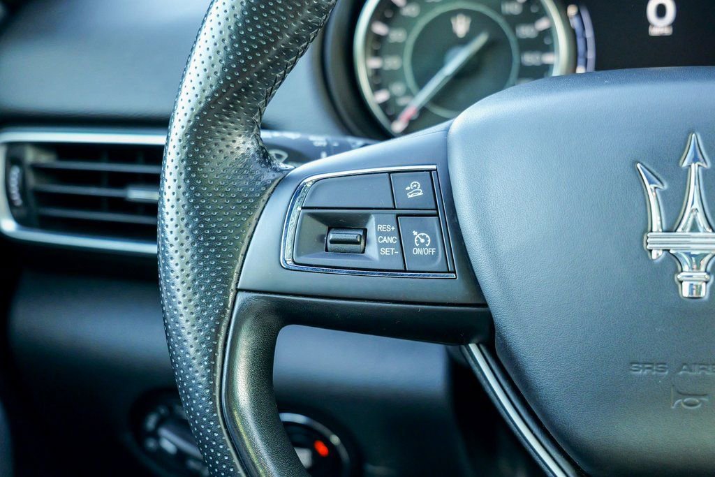 Used 2022 Maserati Levante GT image 40