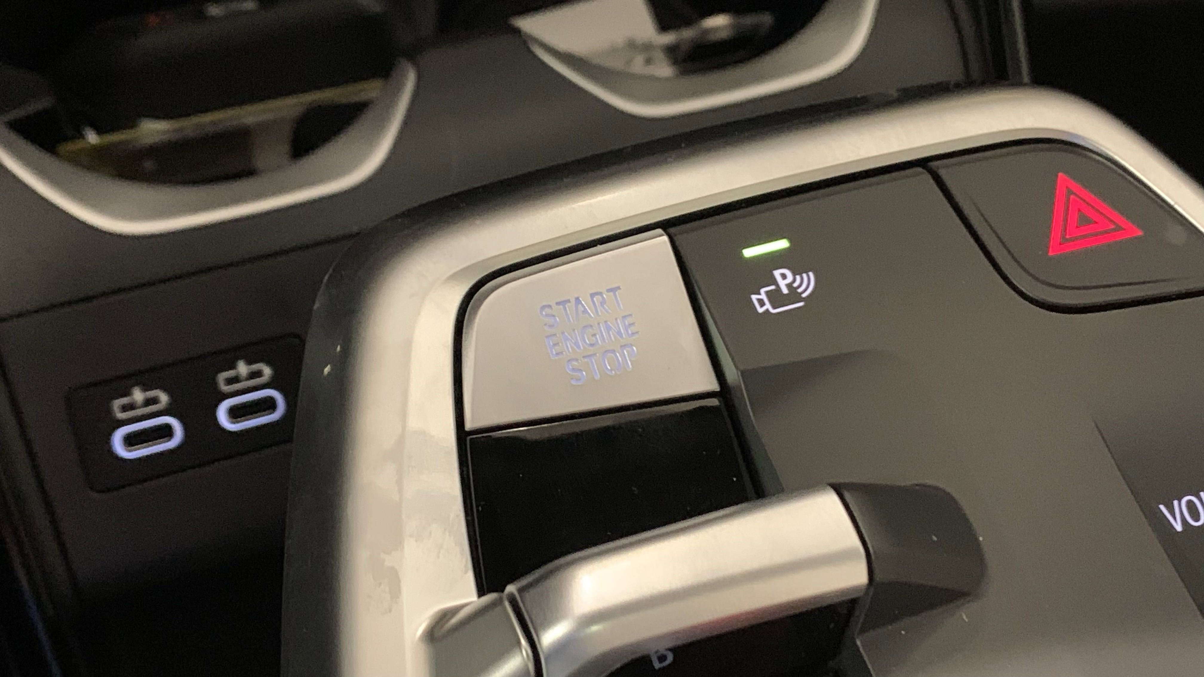 Certified 2025 BMW X1 xDrive28i w/ Convenience Package image 18