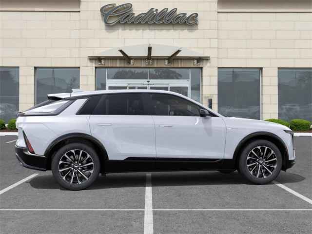 New 2026 Cadillac Lyriq Sport image 5