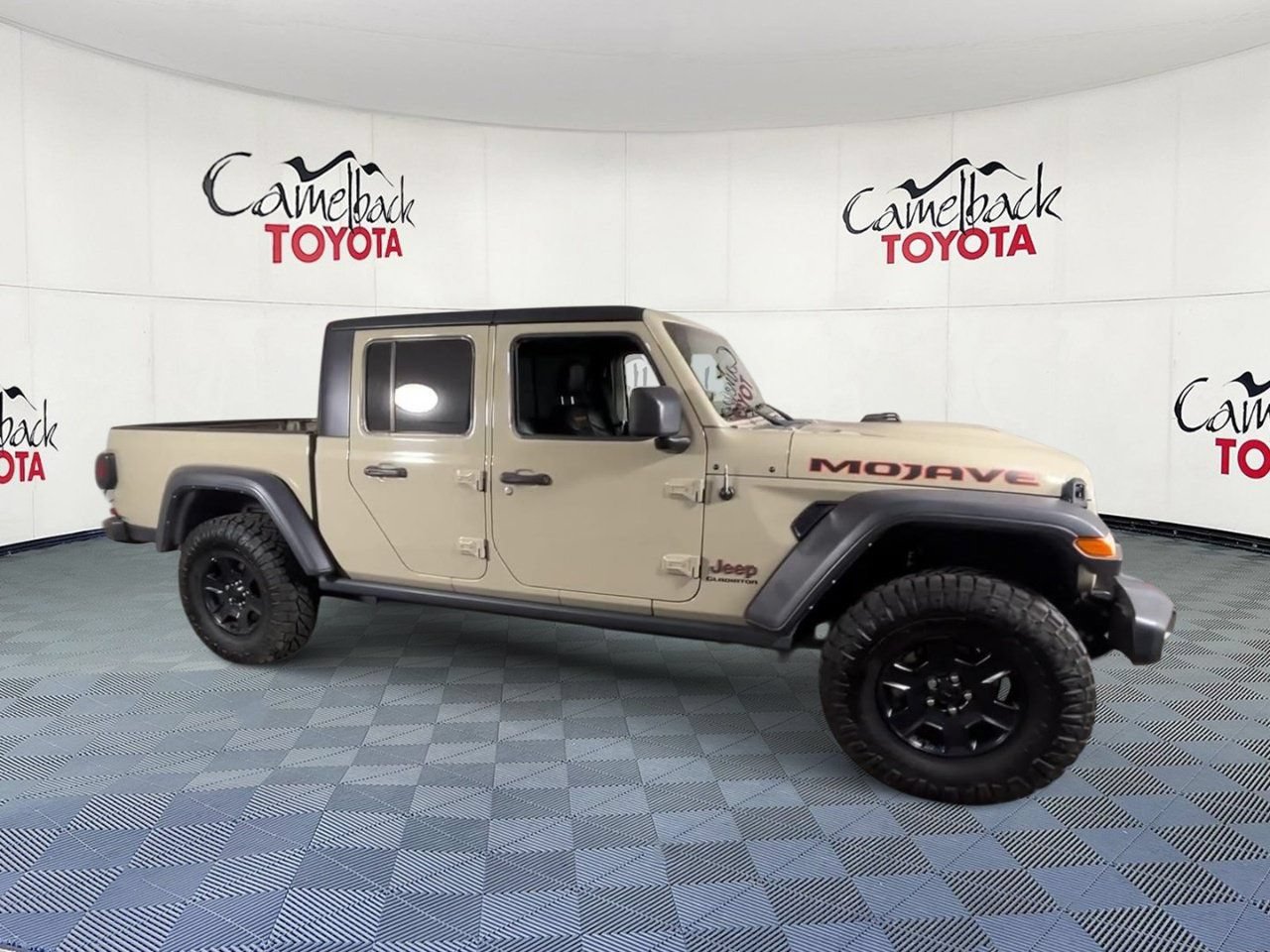 Used 2022 Jeep Gladiator Mojave w/ Trailer Tow Package AWD/4WD image 2
