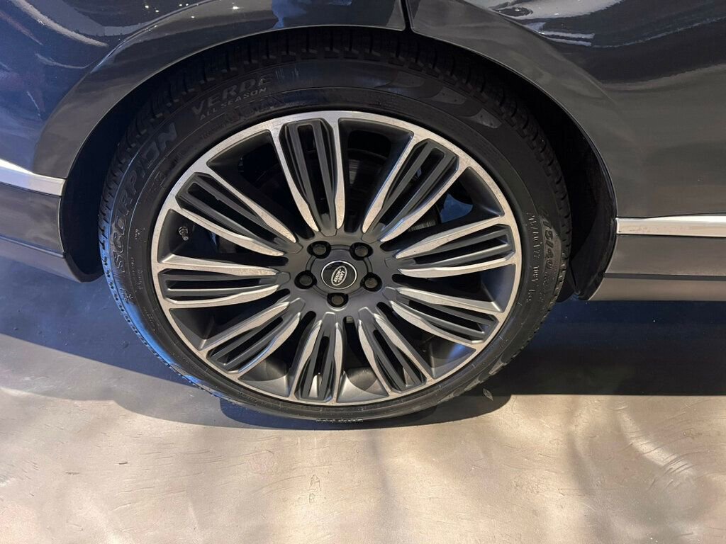 Used 2020 Land Rover Range Rover Long Wheelbase Autobiography AWD/4WD image 11