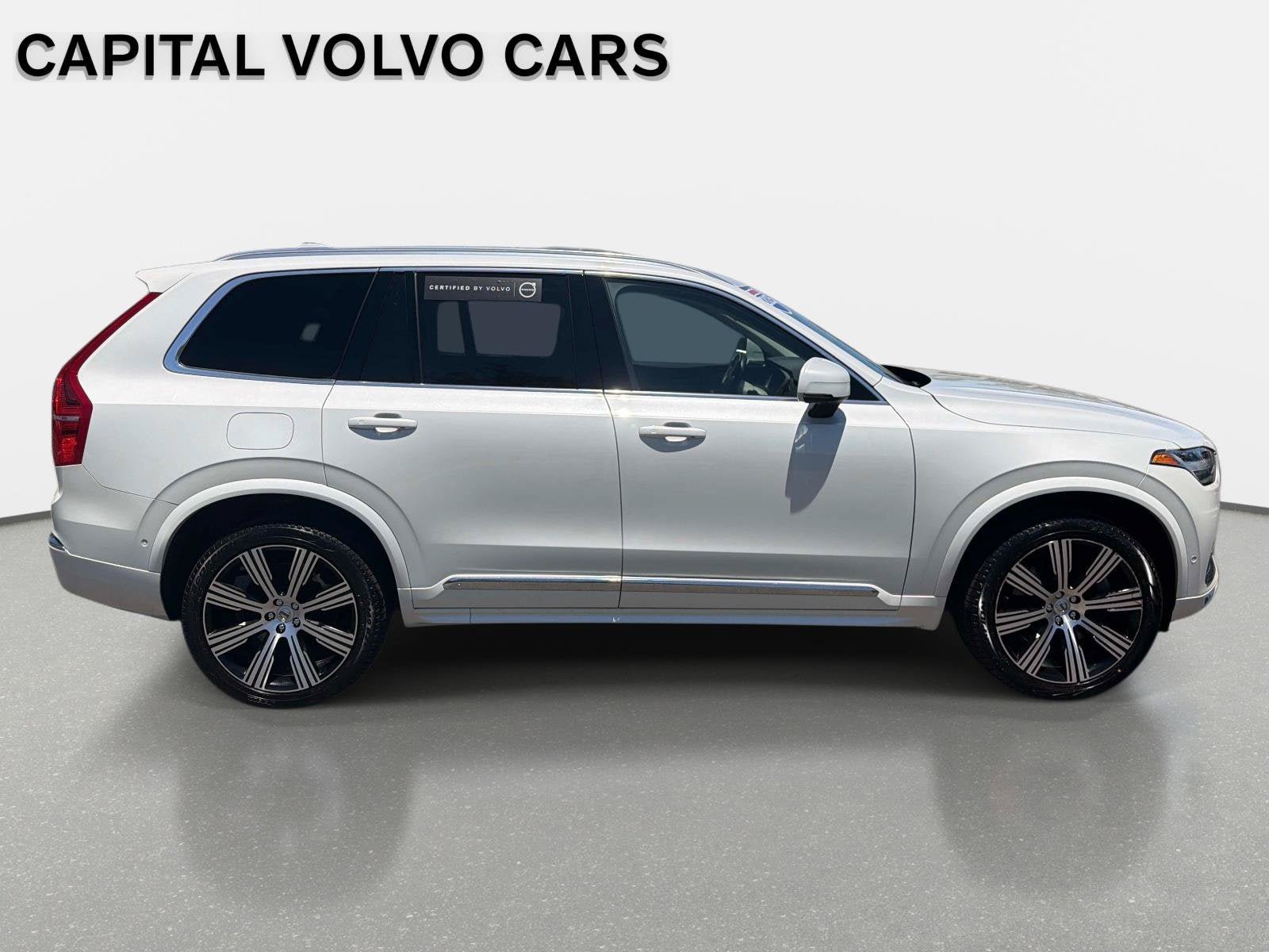 Used 2025 Volvo XC90 T8 Ultra w/ Protection Package Premier AWD/4WD image 4