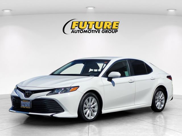 Used 2019 Toyota Camry LE w/ Convenience Package image 5