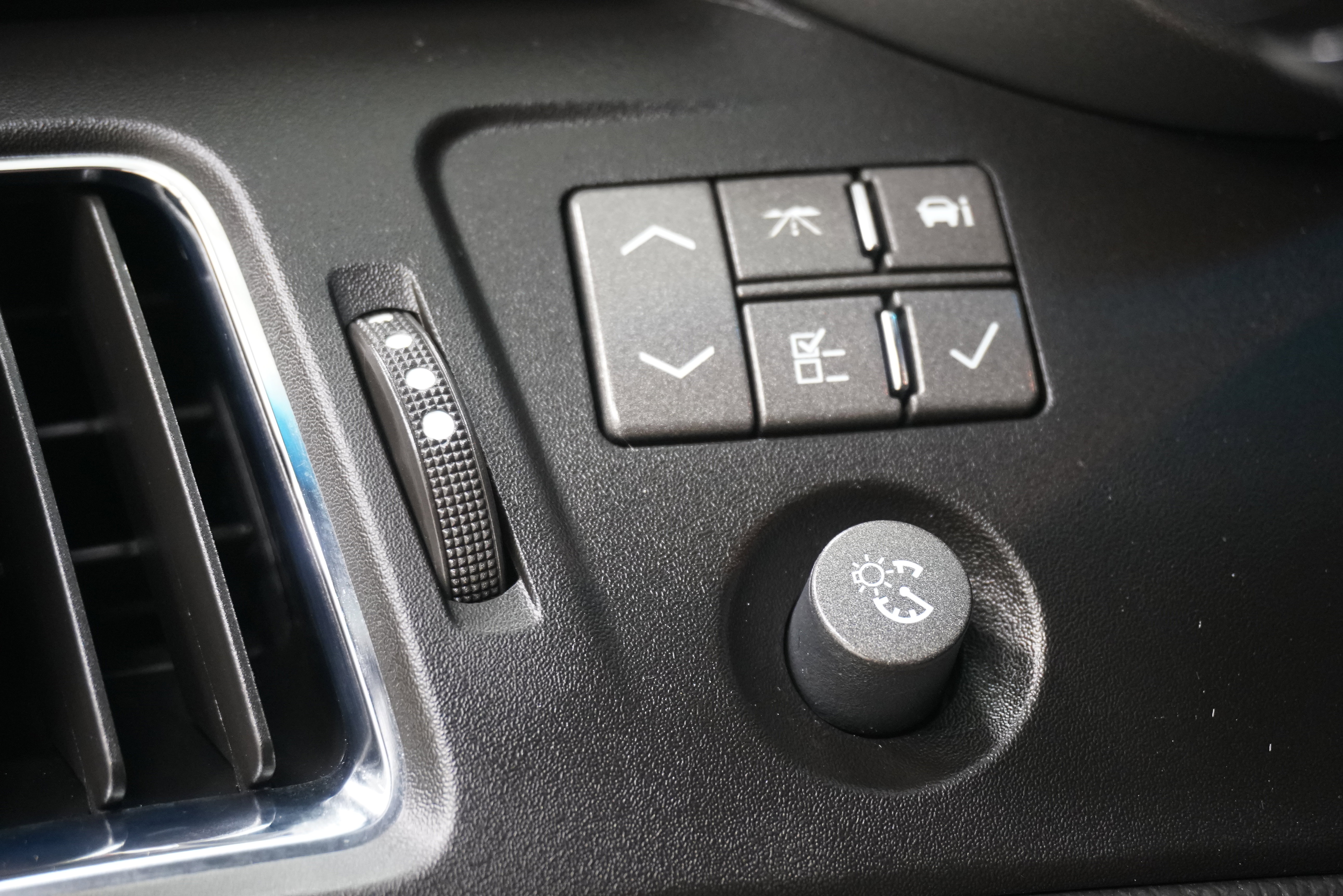 Used 2014 Cadillac CTS V RWD image 24