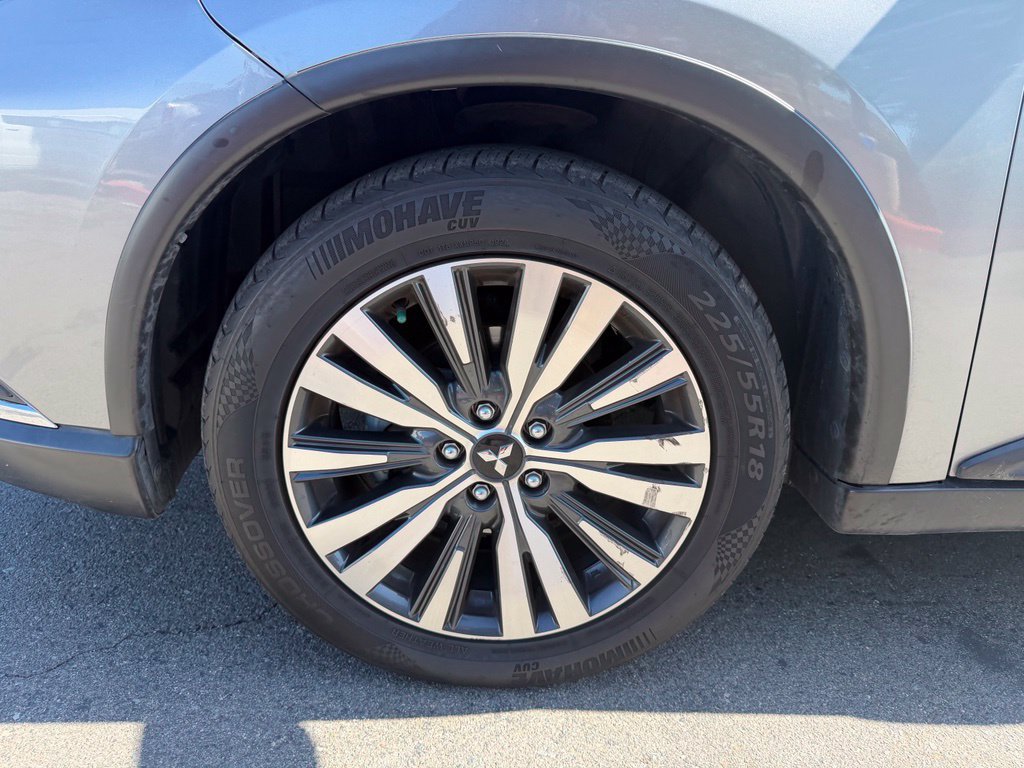 Used 2020 Mitsubishi Outlander SE FWD image 8