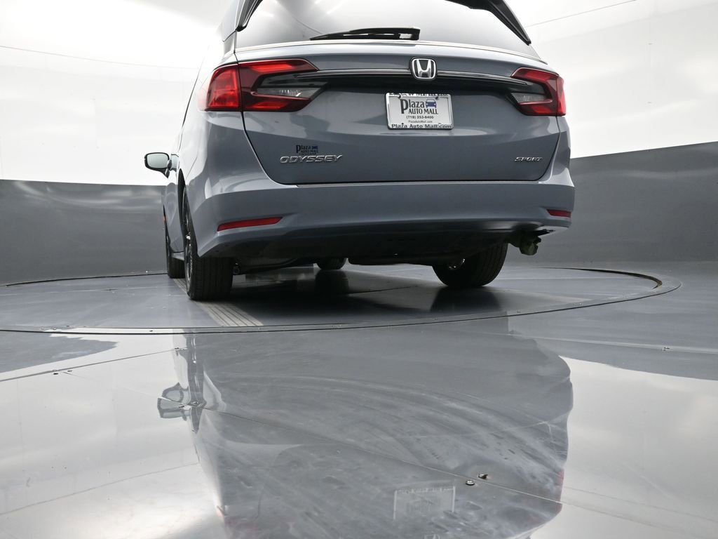 Certified 2024 Honda Odyssey Sport image 33