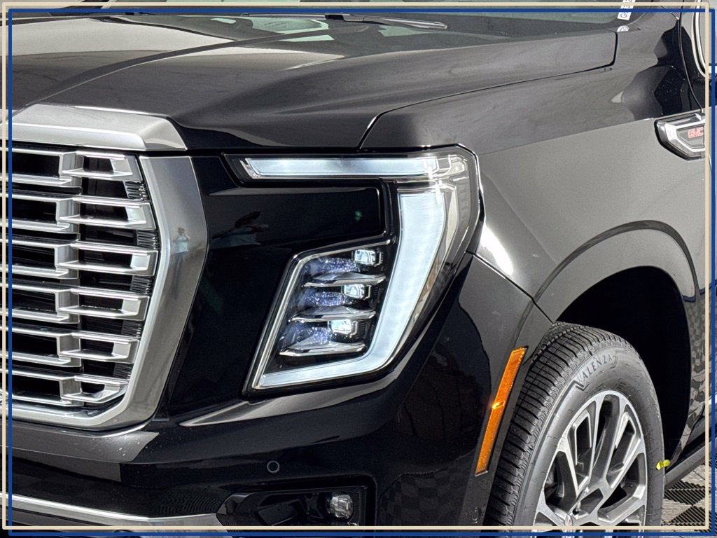 New 2026 GMC Yukon XL Denali w/ Denali Reserve Package AWD/4WD image 2