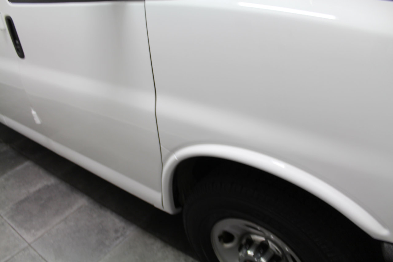 Used 2020 GMC Savana 3500 LT w/ LT Preferred Equipment Group image 35