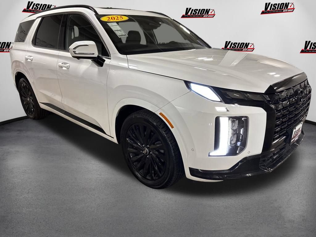 Used 2025 Hyundai Palisade Calligraphy AWD/4WD image 3