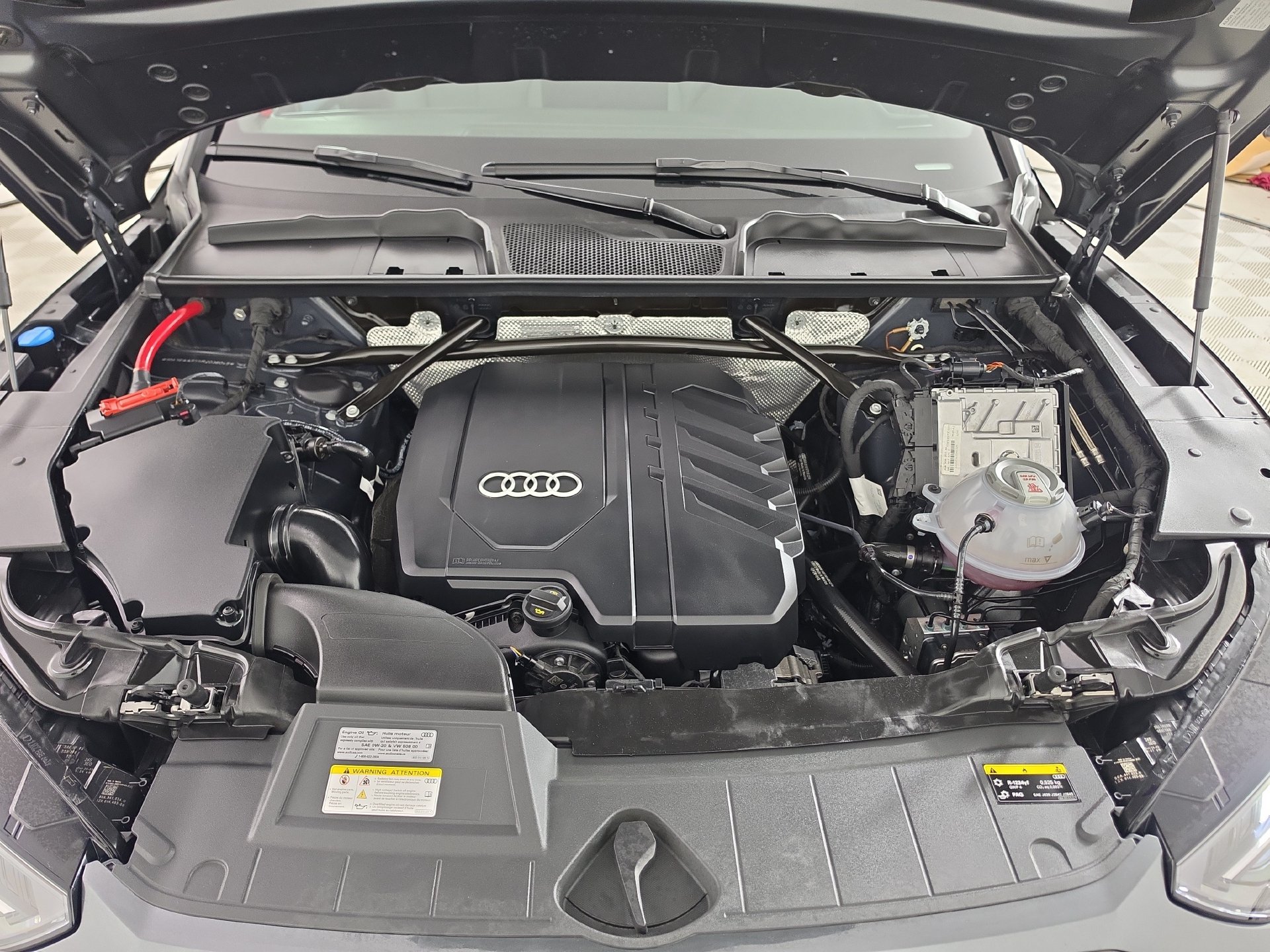 Certified 2024 Audi Q5 2.0T Premium Plus w/ Premium Plus Package AWD/4WD image 39