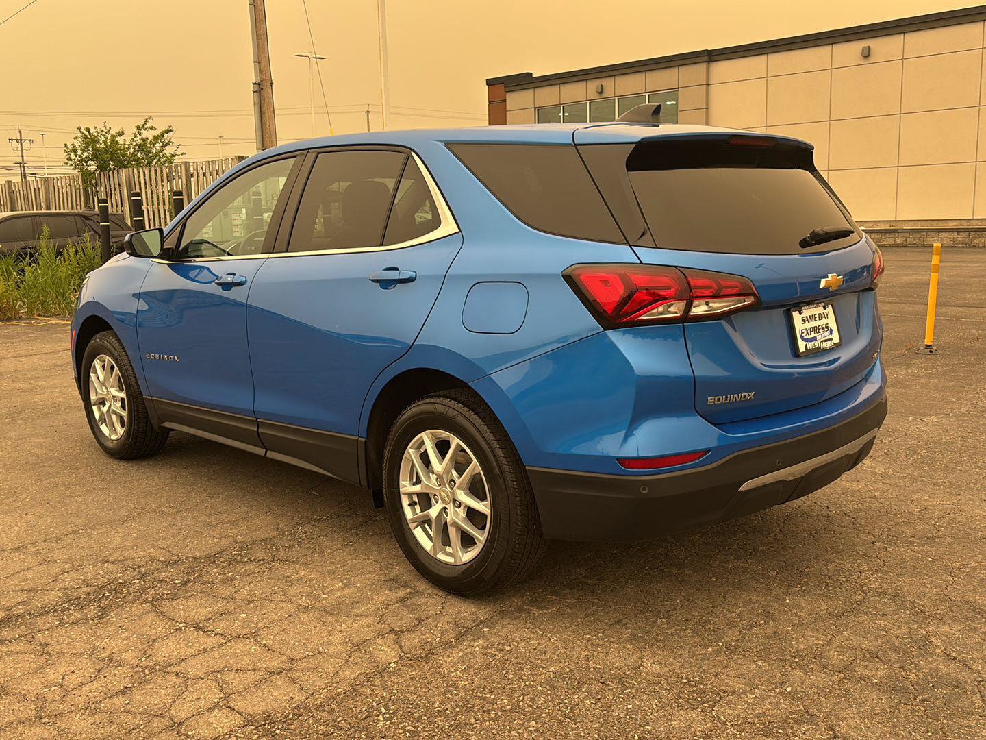 Used 2024 Chevrolet Equinox LT AWD/4WD image 5