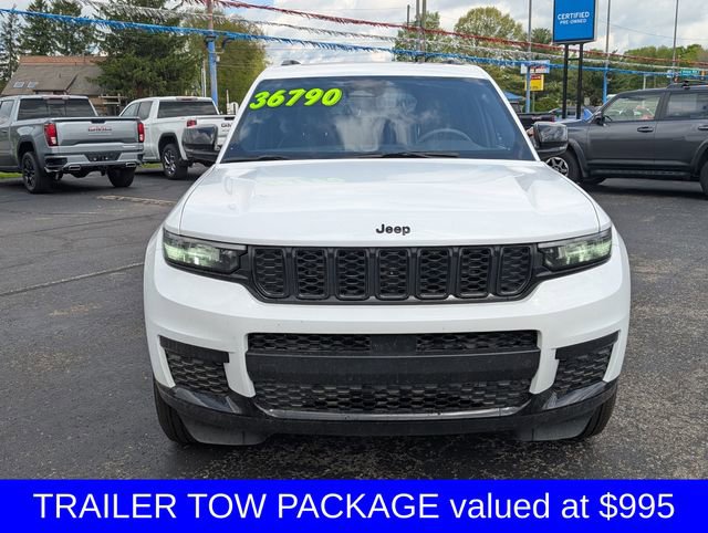 Used 2024 Jeep Grand Cherokee L Altitude AWD/4WD image 2