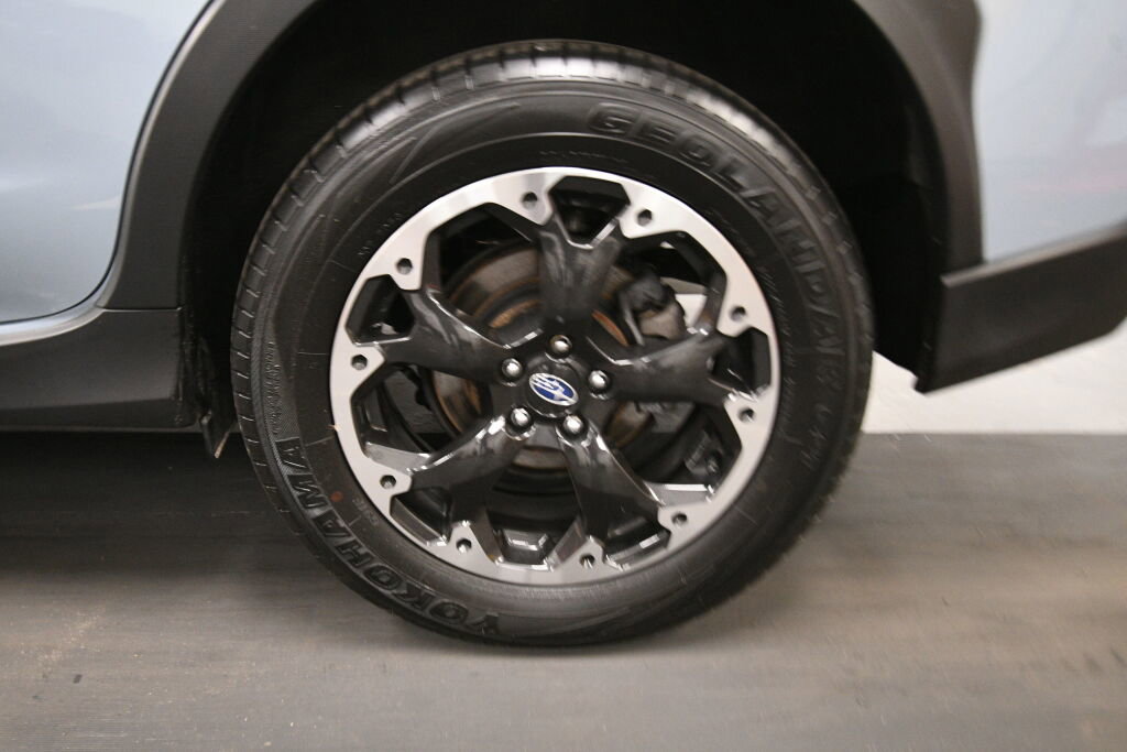 Used 2023 Subaru Crosstrek 2.0i Premium image 32