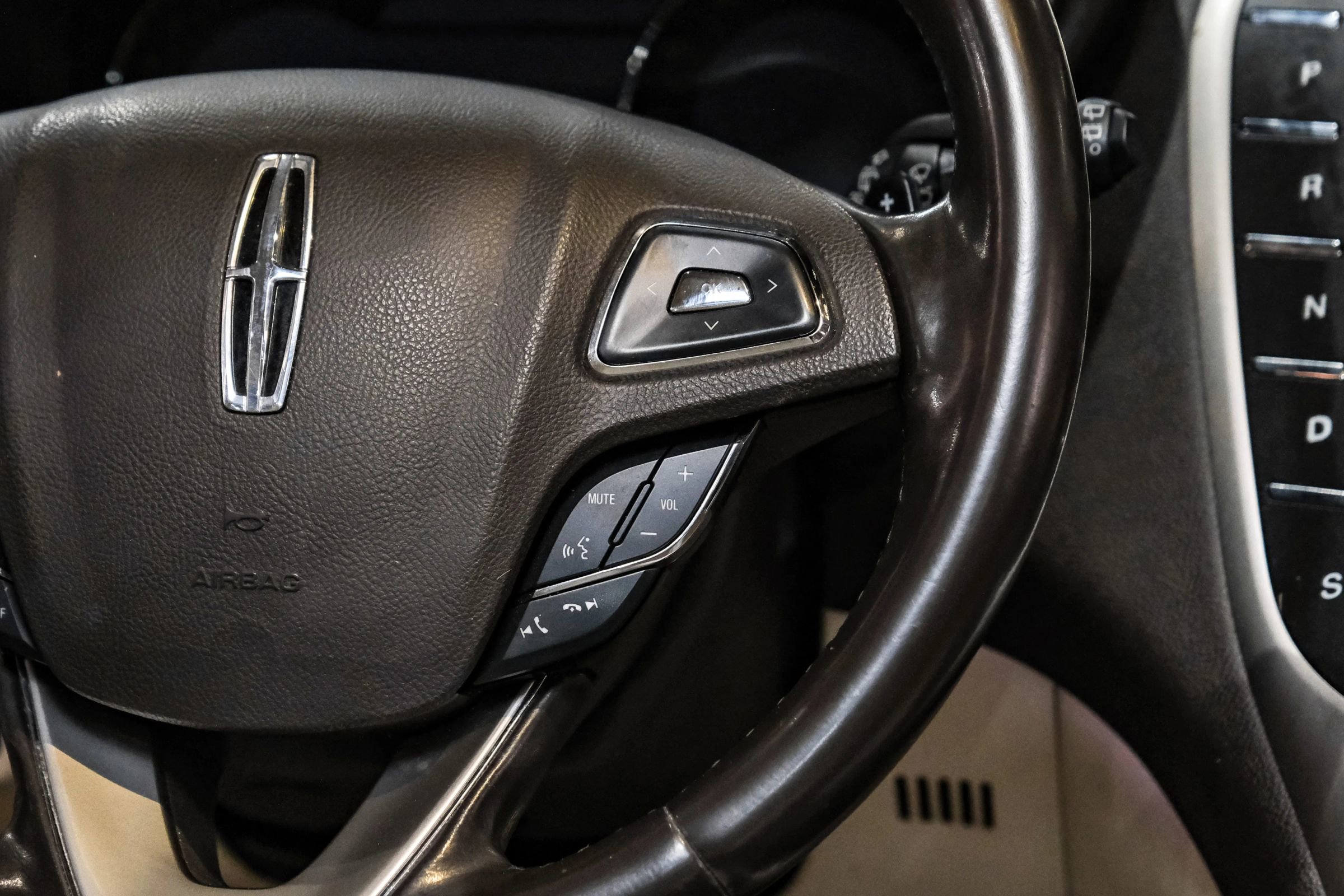 Used 2015 Lincoln MKC AWD w/ Equipment Group 102A Reserve image 15